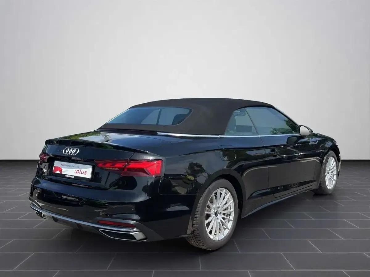 Gebraucht Audi A5 Cabriolet Advanced Plus 204 PS (150 kW) 2023 Mythosschwarz metallic Cabrio