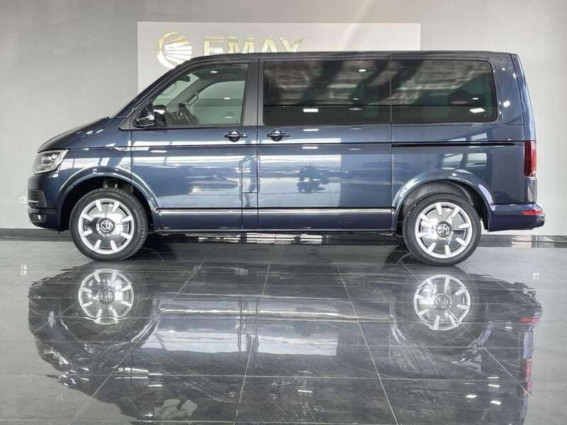Blau (starlight blue metallic) Gebraucht 2018 VW T6 Van | 46.398 € - Bild 1/3