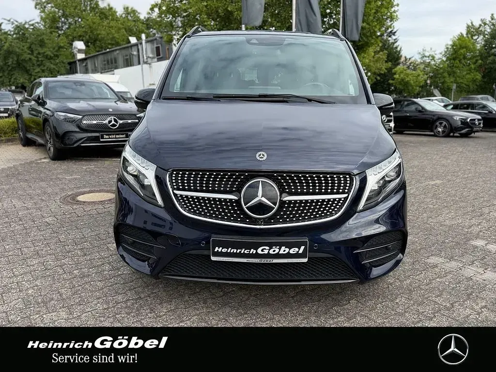 Gebraucht Mercedes V300 Avantgarde Edition 239 PS (175 kW) 2020 Blau Van / Kleinbus