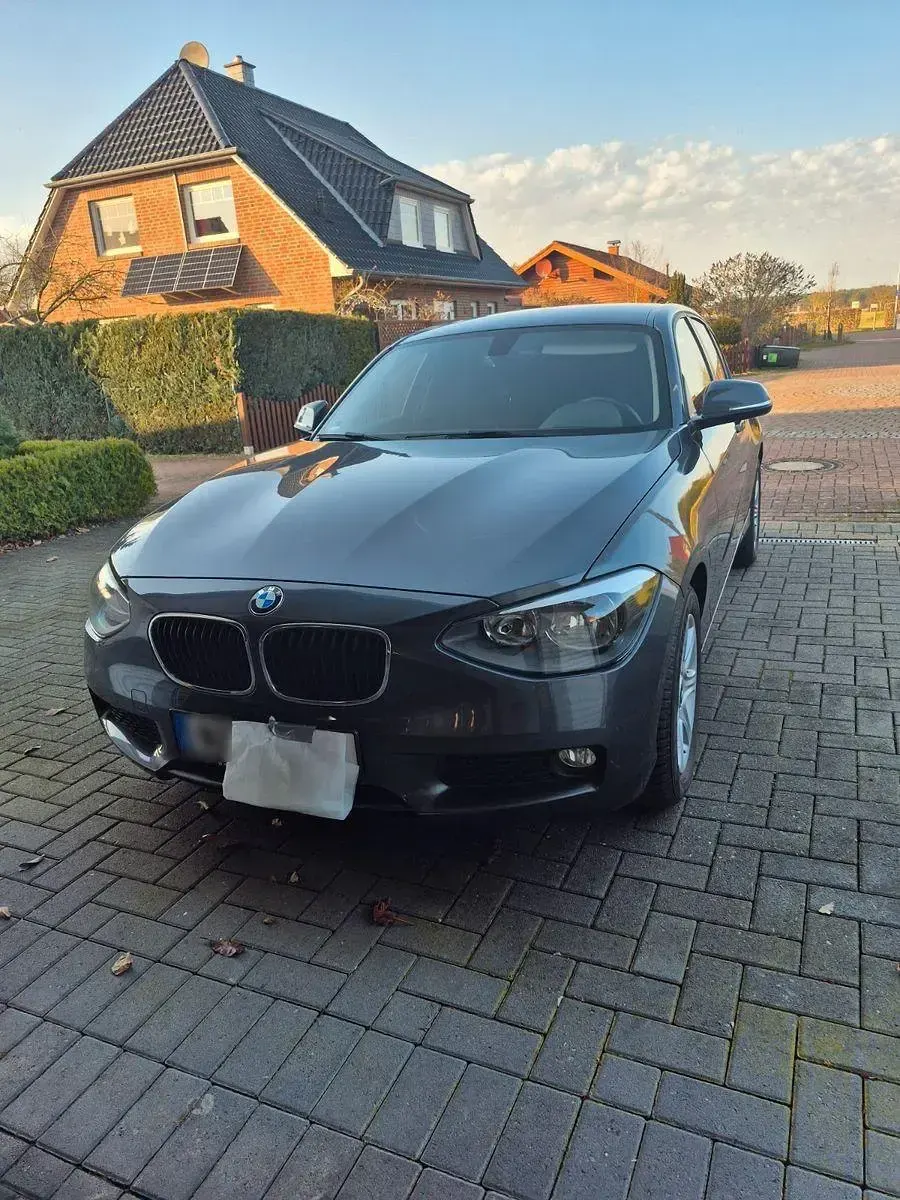 Gebraucht BMW 116 136 PS (100 kW) 2012 Grau Kleinwagen