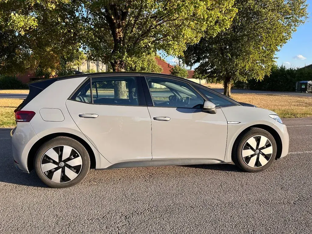 Gebraucht VW ID.3 Pro Performance 150 kW (204 PS) 2022 Grau Kleinwagen