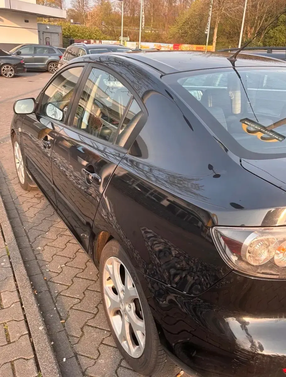 Second-hand Mazda 3 105 CP (77 kW) 2009 Negru Berlinǎ