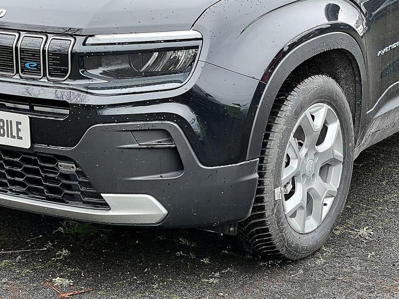 Gebraucht Jeep Avenger EV Altitude 114 kW (156 PS) 2024 Schwarz SUV