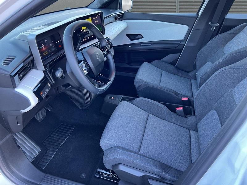 Gebraucht Renault R5 Evolution 89 kW (122 PS) 2025 Perlmuttweiß Kleinwagen