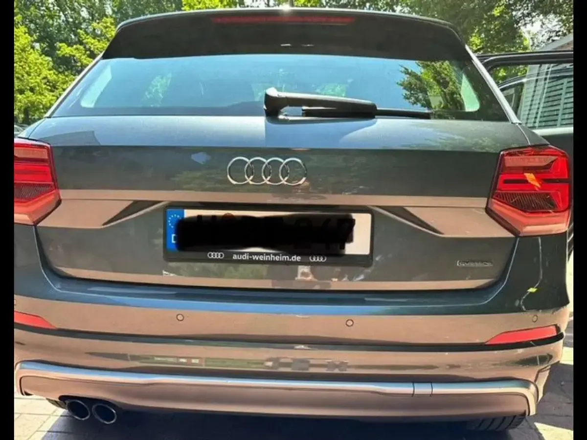 Gebraucht Audi Q2 Sport 190 PS (139 kW) 2018 Grau SUV