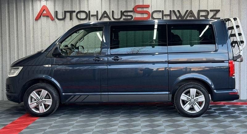 Second-hand VW T6 204 CP (150 kW) 2017 Albastru Van