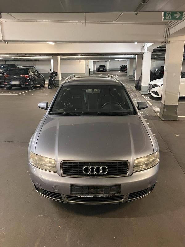 Gebraucht Audi A4 131 PS (96 kW) 2004 Andere farben Kombi