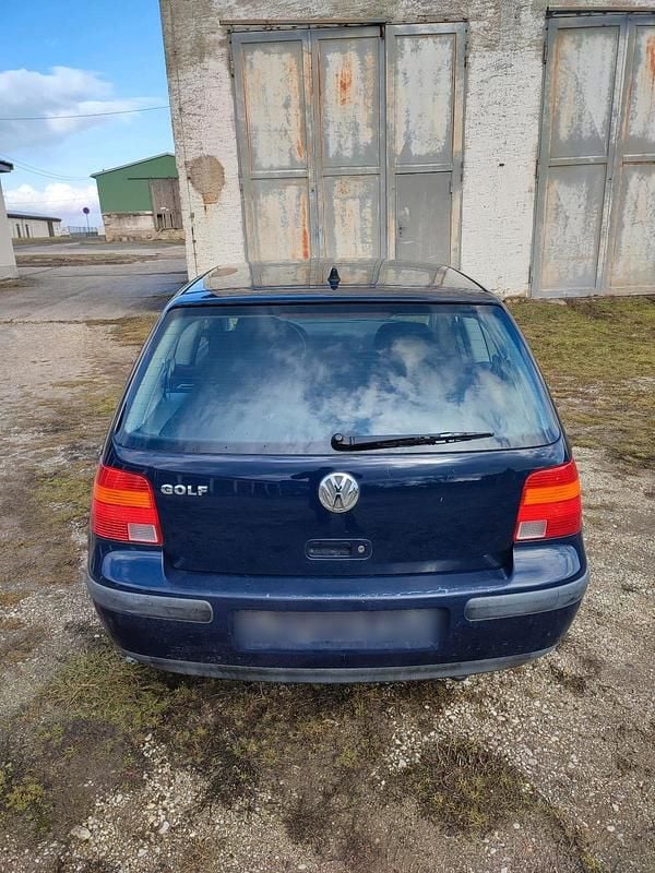 Gebraucht VW Golf IV 75 PS (55 kW) 2001 Kleinwagen