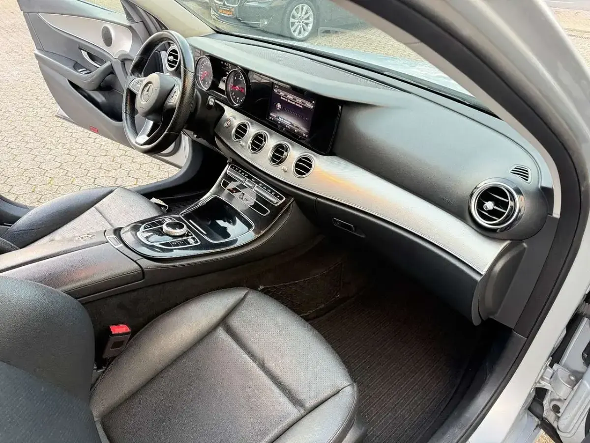 Brugt Mercedes E200 150 HK (110 kW) 2018 Sølv Stationcar