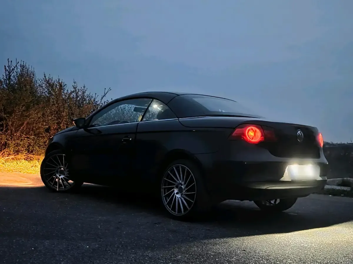Brugt VW Eos 122 HK (89 kW) 2008 Sort Cabriolet