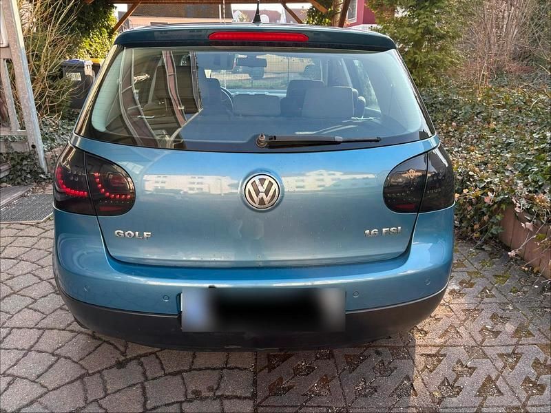 Gebraucht VW Golf V 115 PS (84 kW) 2006 Blau Kleinwagen