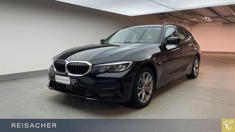Gebraucht BMW 330e Advantage 292 PS (214 kW) 2022 Schwarz Limousine