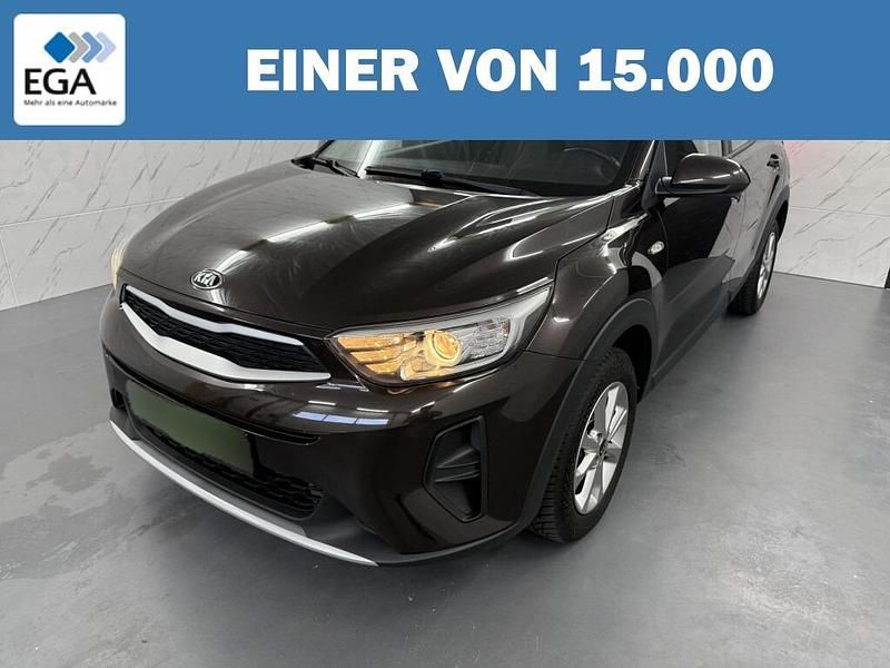 Metallic Gebraucht 2018 Kia Stonic SUV | 12.190 € (Fairer Preis) - Bild 1/4