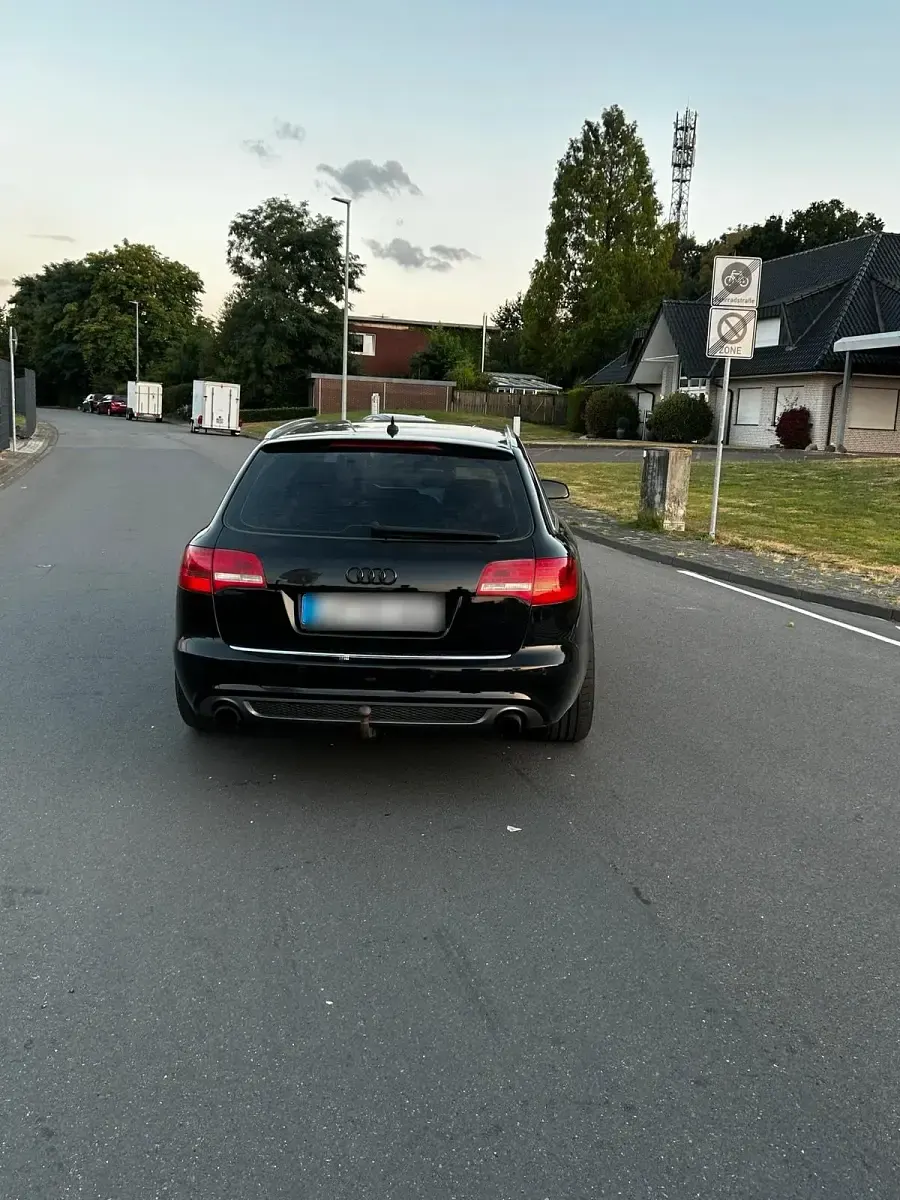 Gebraucht Audi A6 Comfort 225 PS (165 kW) 2005 Schwarz Kombi