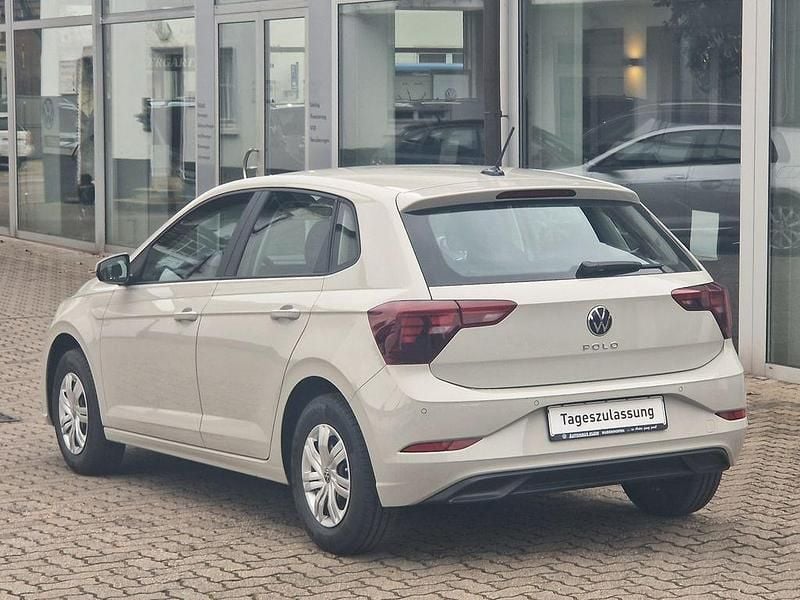 Neu VW Polo 80 PS (58 kW) 2025 Grau Limousine