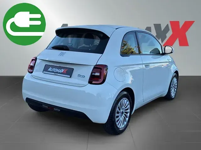Gebraucht Fiat 500e 86 kW (118 PS) 2023 Weiß Kleinwagen