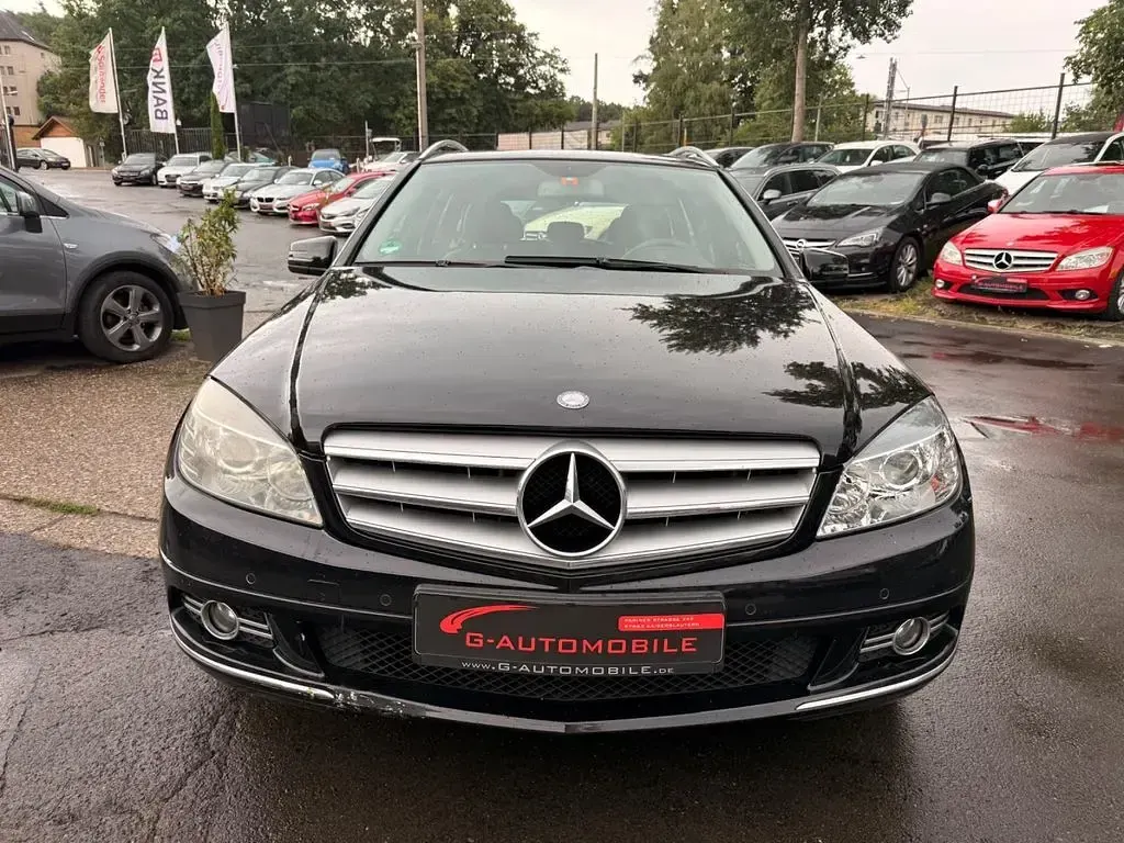 Gebraucht Mercedes C180 156 PS (114 kW) 2009 Schwarz Limousine