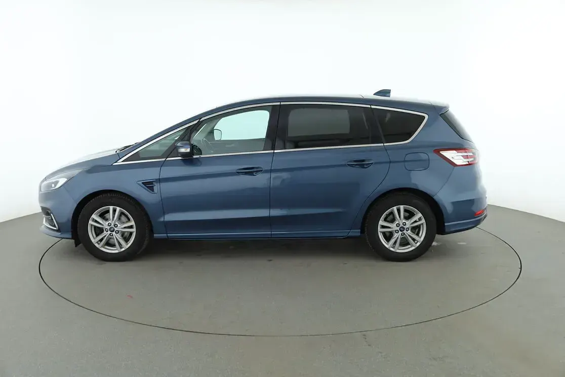 Gebraucht Ford S-MAX Titanium 190 PS (139 kW) 2021 Blau Van / Kleinbus
