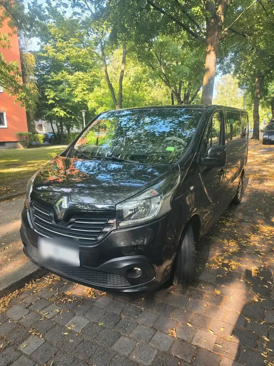 Gebraucht Renault Trafic 125 PS (91 kW) 2016 Schwarz Van / Kleinbus