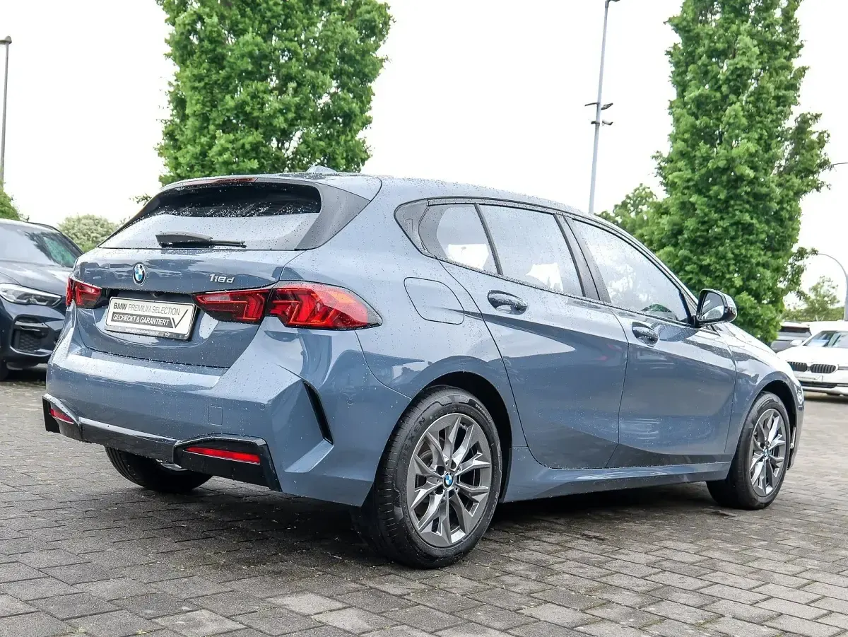 Gebraucht BMW 118 Shadowline 150 PS (110 kW) 2025 Bmw individual storm Kleinwagen