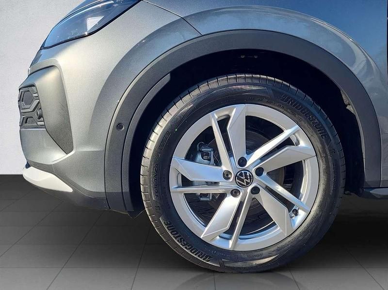 Neu VW T-Roc Style 150 PS (110 kW) 2026 Wolf grey metallic SUV