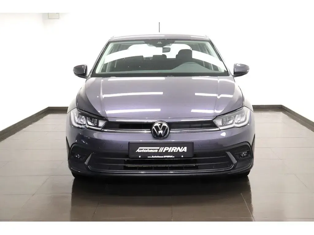 Gebraucht VW Polo Basis 80 PS (58 kW) 2022 Grau Kleinwagen