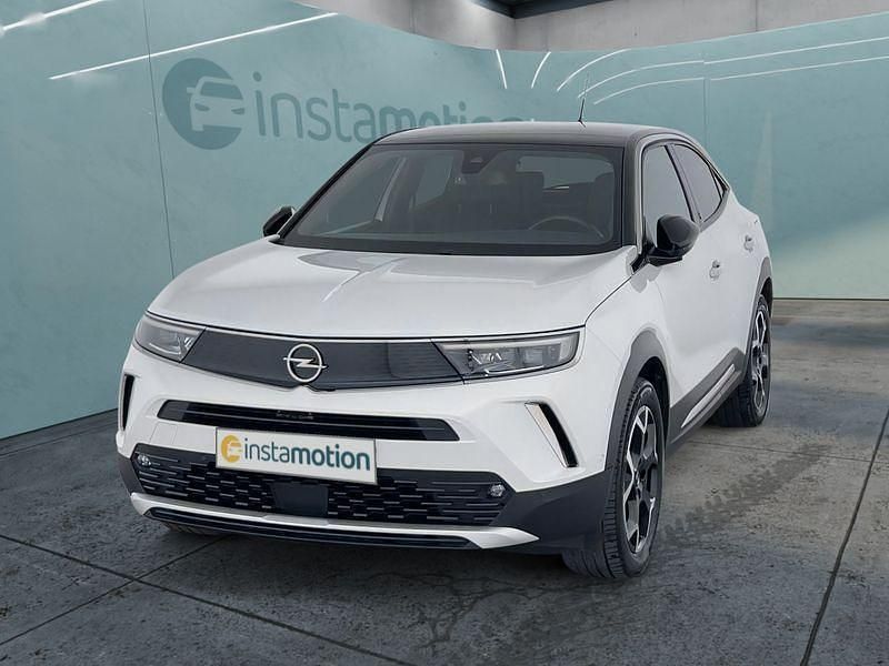 Weiß Gebraucht 2021 Opel Mokka-e Ultimate SUV | 19.699 € (Teuer) - Bild 1/4