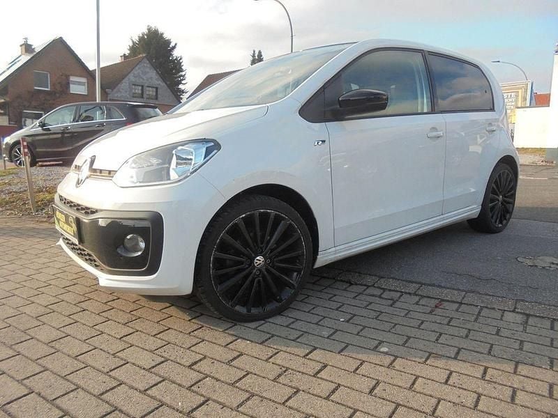 Gebraucht VW up! R-line 65 PS (47 kW) 2021 Weiß Kleinwagen