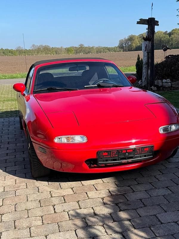 Second-hand Mazda MX5 115 CP (84 kW) 1990 Roșu Cabrio