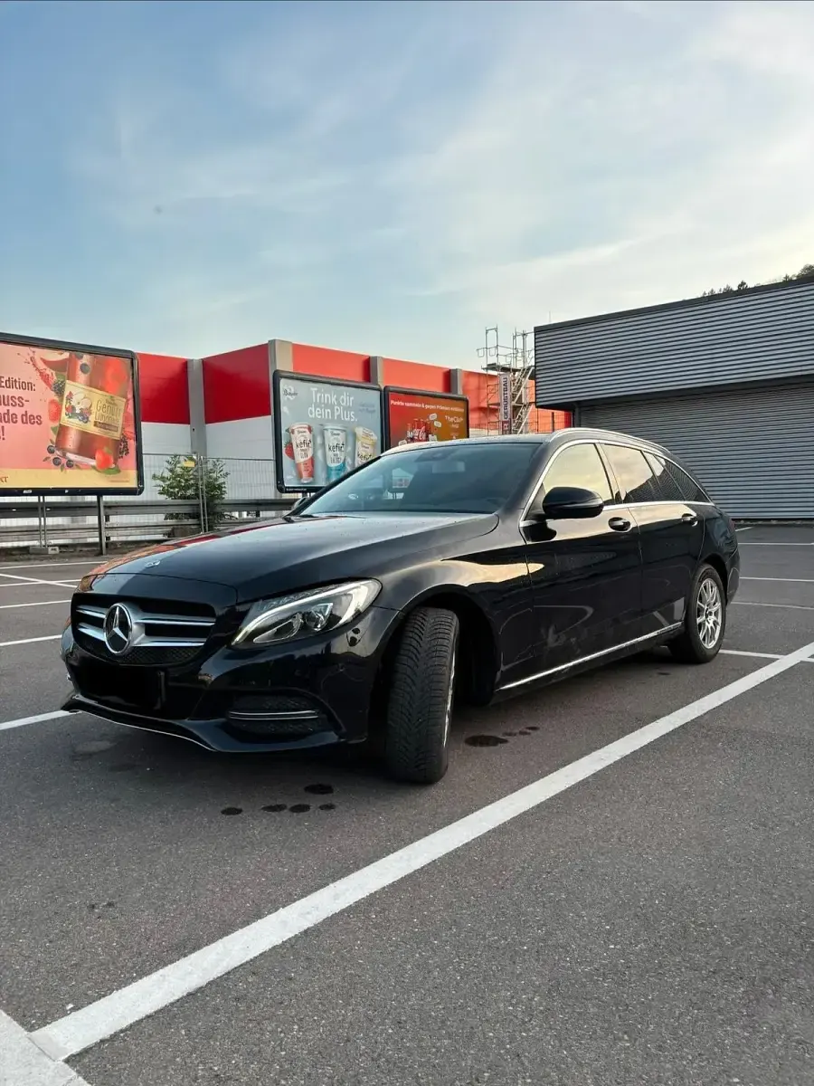 Gebraucht Mercedes C200 184 PS (135 kW) 2016 Schwarz Kombi