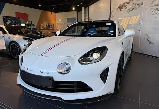 Neu Alpine A110 300 PS (220 kW) 2026 Weiß Coupé