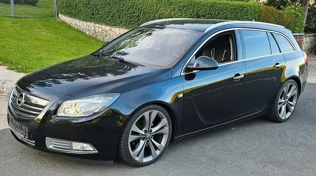 Gebraucht Opel Insignia OPC 160 PS (117 kW) 2012 Schwarz Kombi