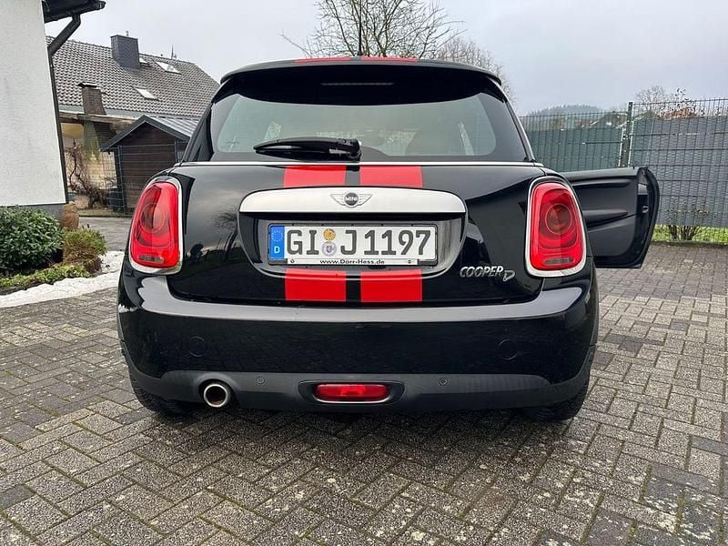 Gebraucht Mini Cooper D 116 PS (85 kW) 2014 Schwarz Kleinwagen