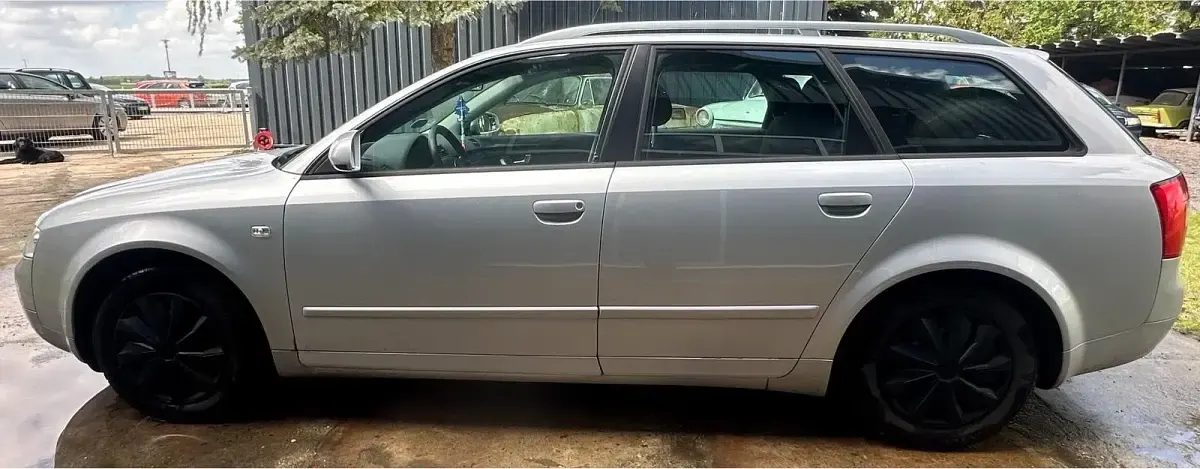 Używany Audi A4 130 KM (95 kW) 2004 Srebrny Kombi