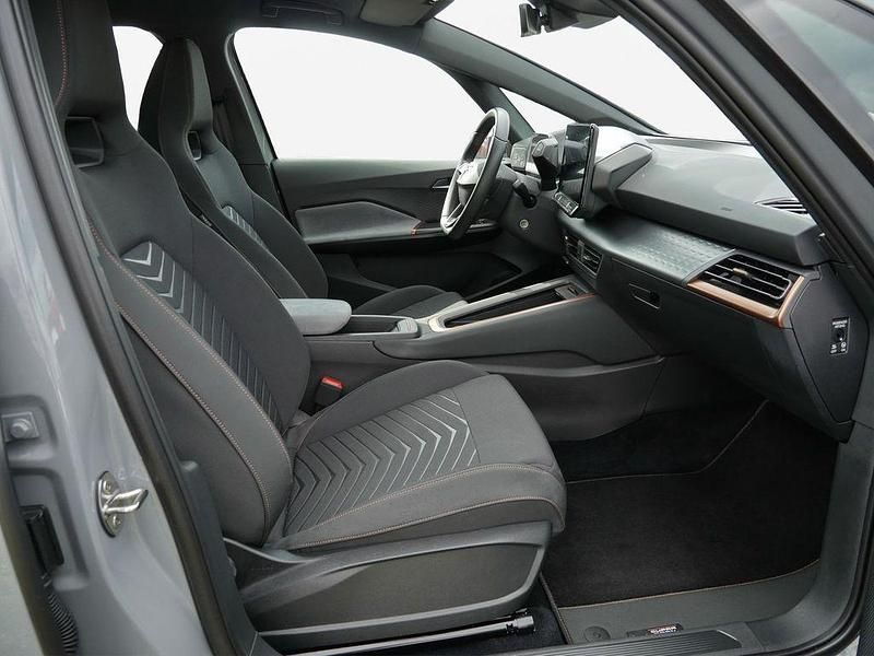 Second-hand Cupra Born 150 kW (204 CP) 2024 Gri Hatchback