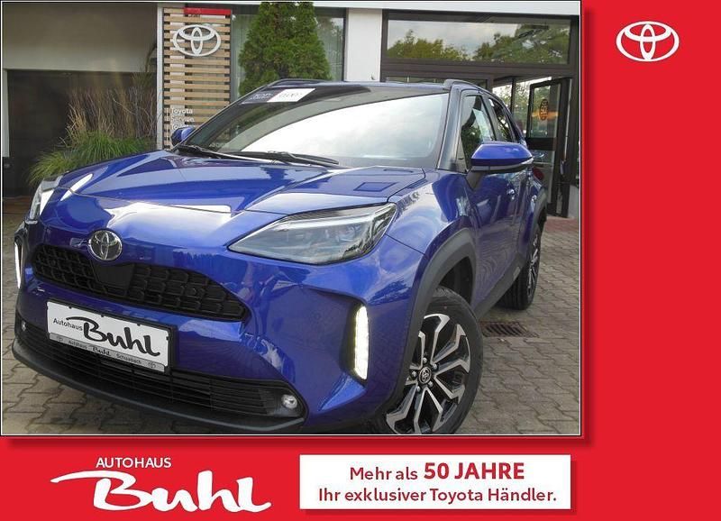 Juniper blue metallic Neu 2025 Toyota Yaris Cross SUV | 29.270 € (Fairer Preis) - Bild 1/4
