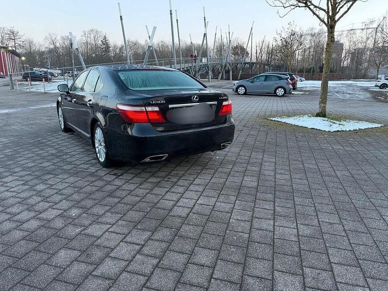 Gebraucht Lexus LS460 381 PS (280 kW) 2007 Schwarz Limousine