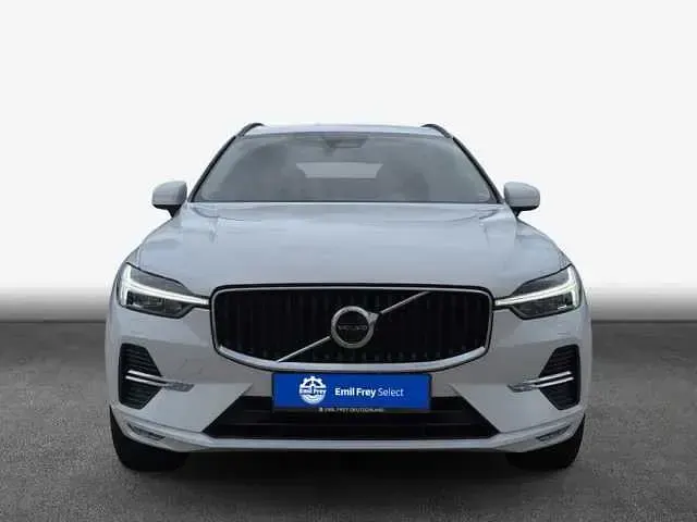 Gebraucht Volvo XC60 145 PS (106 kW) 2024 SUV