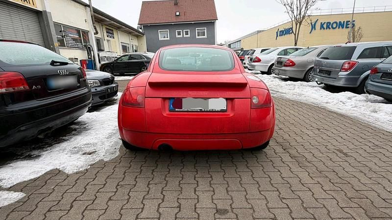 Gebraucht Audi TT 150 PS (110 kW) 2003 Rot Coupé