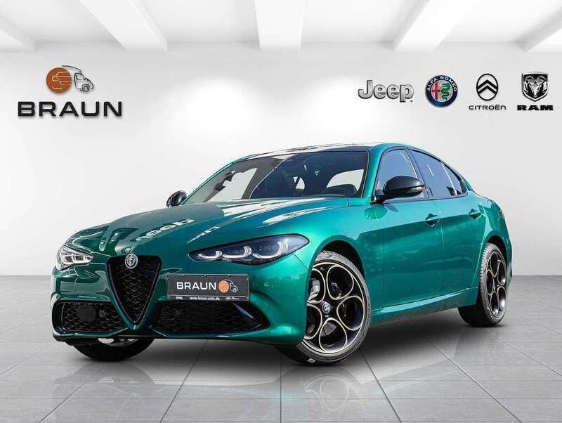 Neu Alfa Romeo Giulia 280 PS (205 kW) 2025 Verde montreal Limousine