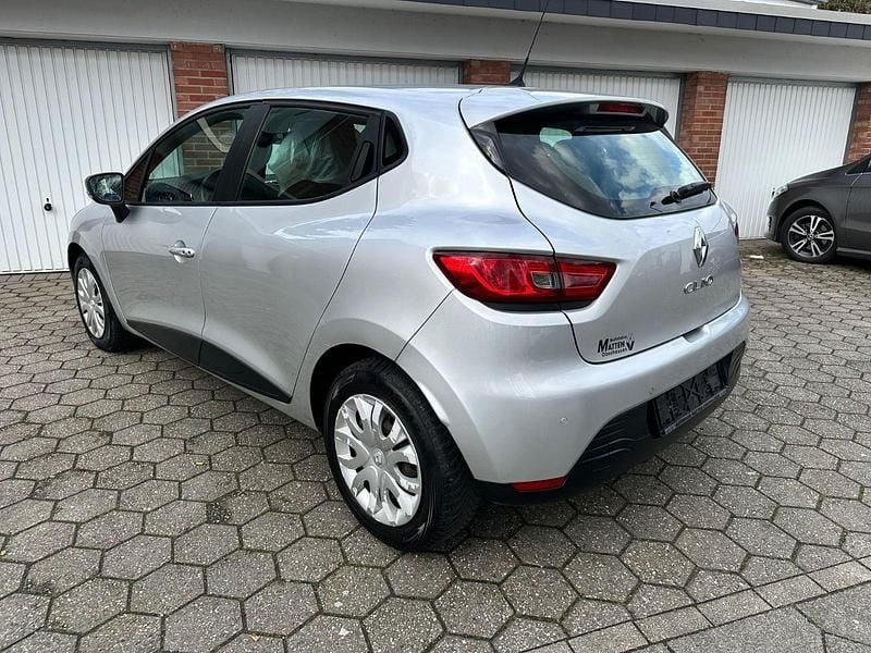 Gebraucht Renault Clio IV Dynamique 73 PS (53 kW) 2013 Grau Kleinwagen