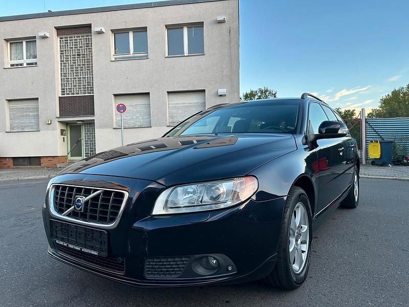 Blau Gebraucht 2008 Volvo V70 Kombi | 3.300 € (Guter Preis) - Bild 1/4
