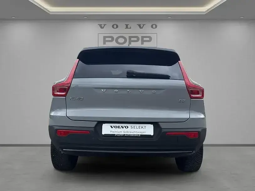 Gebraucht Volvo XC40 Plus 163 PS (119 kW) 2024 Vapour grey / metallic SUV