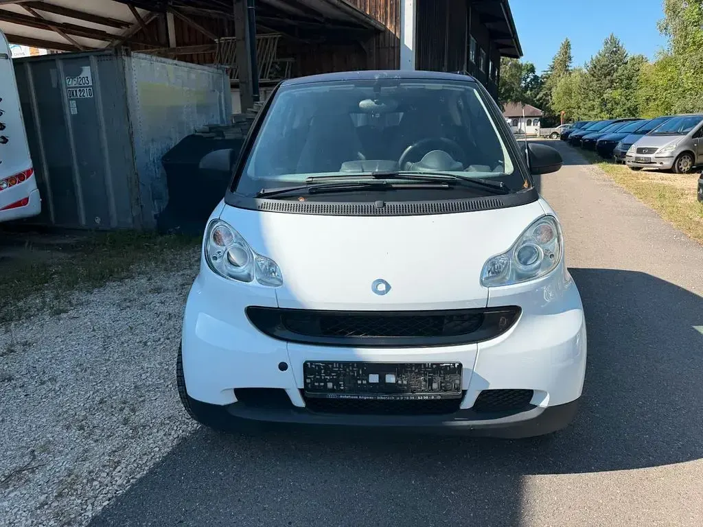 Gebraucht Smart ForTwo Coupé 61 PS (44 kW) 2009 Schwarz Coupé