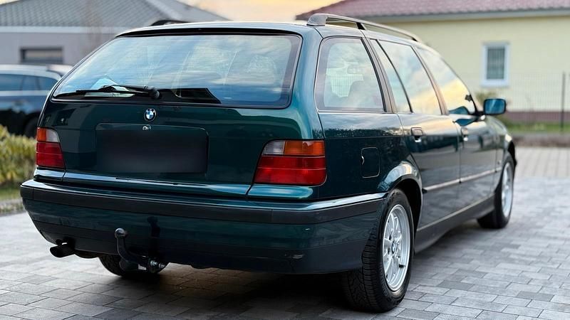 Second-hand BMW 320 150 CP (110 kW) 1996 Verde Break