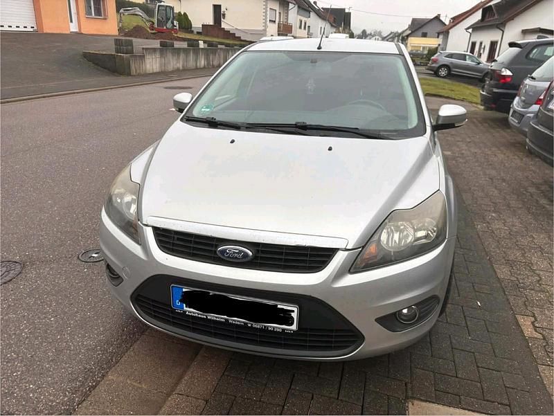 Gebraucht Ford Focus S 116 PS (85 kW) 2009 Silber Limousine