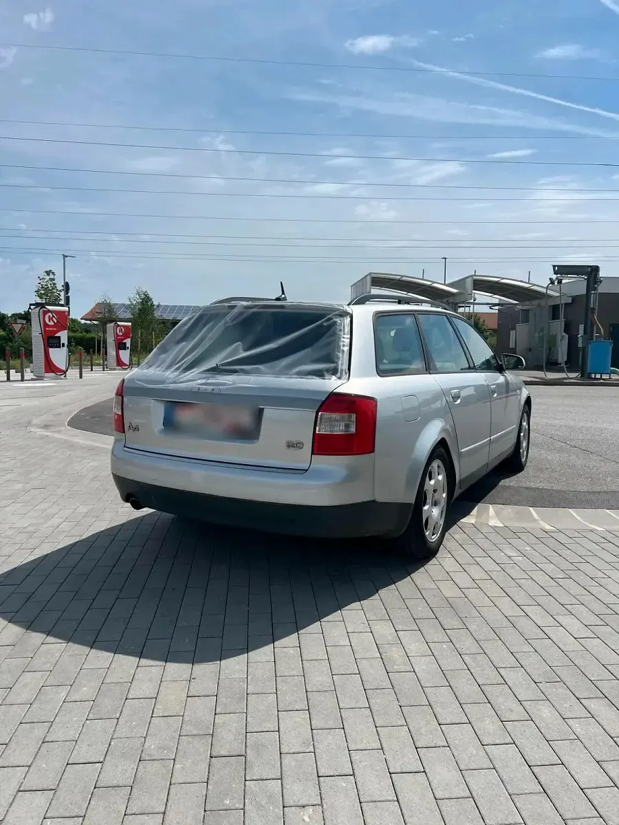 Gebraucht Audi A4 131 PS (96 kW) 2002 Silber Kombi
