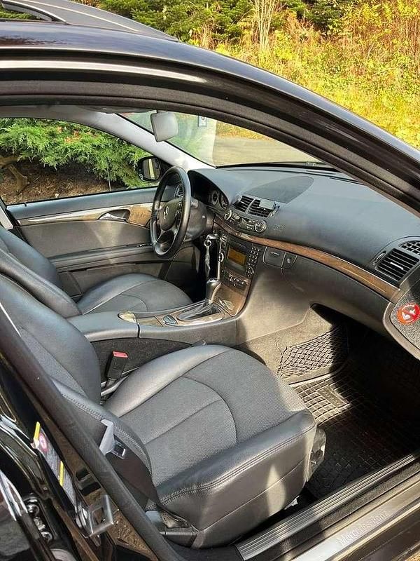 Gebraucht Mercedes E220 Avantgarde 170 PS (125 kW) 2008 Limousine