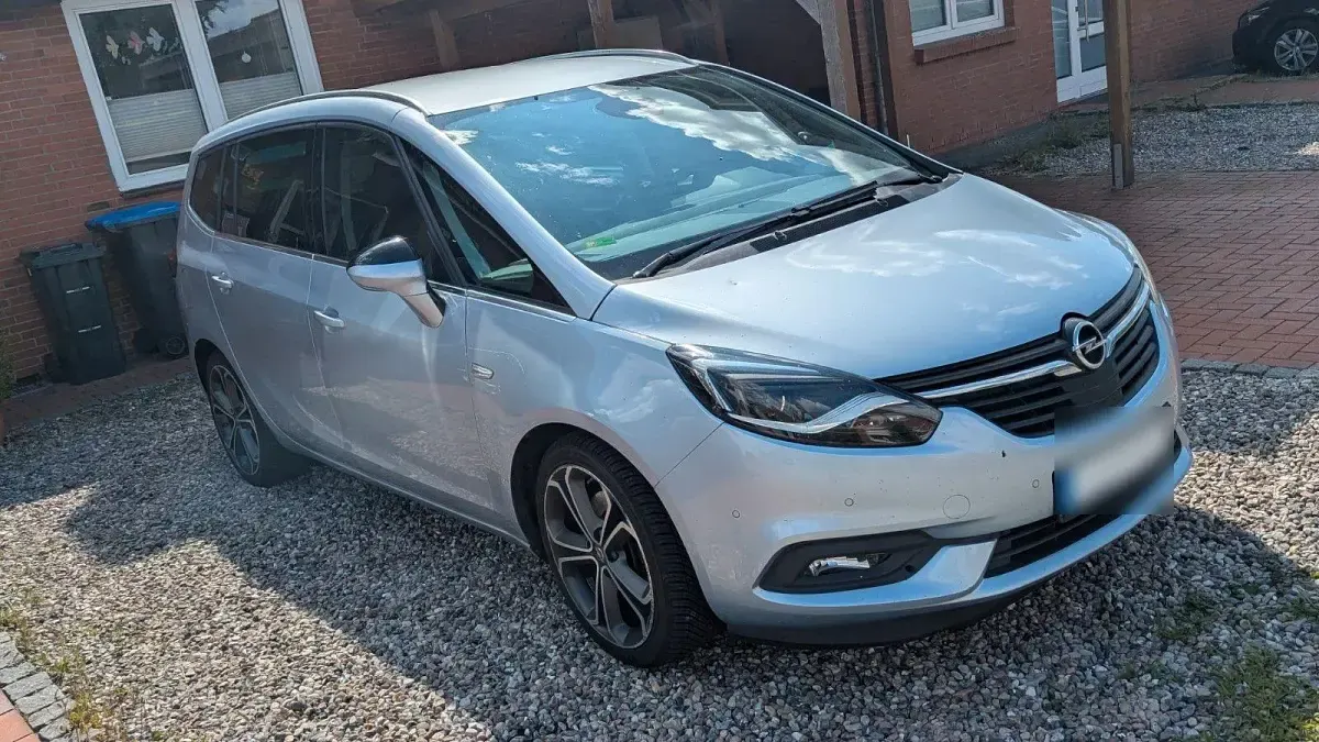 Gebraucht Opel Zafira Business Edition 170 PS (125 kW) 2017 Blau Van / Kleinbus