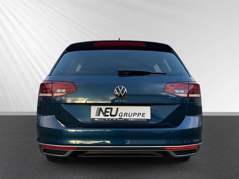 Gebraucht VW Passat GTE 218 PS (160 kW) 2021 Blau Kombi